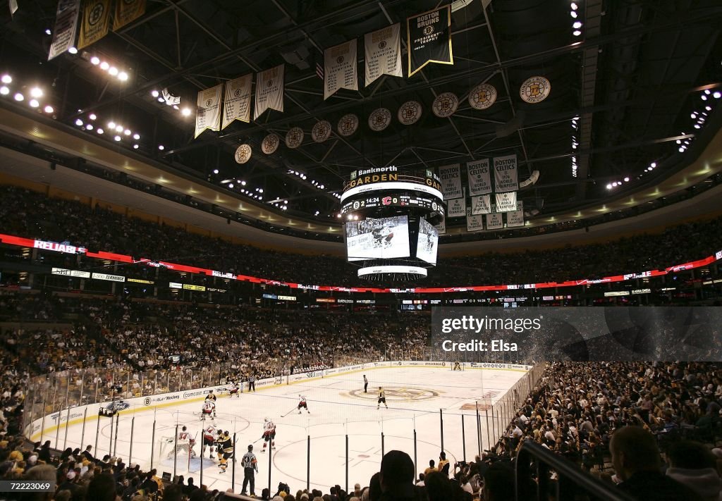 Calgary Flames v Boston Bruins