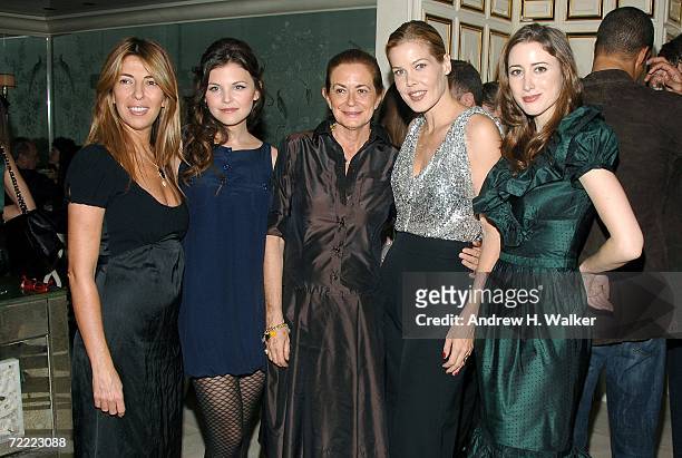 Nina Garacia, actress Ginnifer Goodwin, designer Rossella Jardini, Mary Alice Stephenson and Alexis Bryan attend a Moschino dinner at Bergdorf...