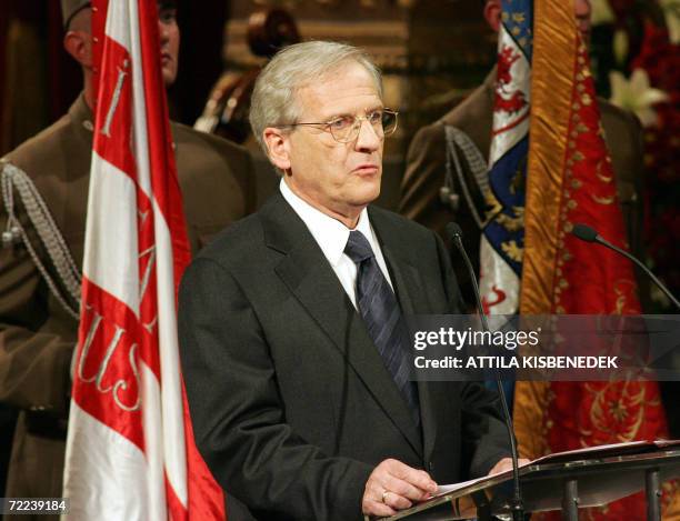 Hungarian President Laszlo Solyom gives a speech for guest, foreign heads of states and governments at the State Opera House of Budapest 22 October...