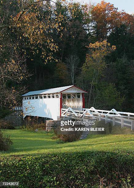 Bedford County, UNITED STATES: This 21 October, 2006 photo shows the Jackson's Mill covered bridge located in Bedford County, Pennsylvania. The...