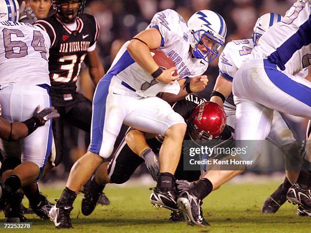 Quarterback Shaun Carney of the Air Force Falcons runs with the ball against the San Diego State Aztecs on October 21, 2006 during their game at...