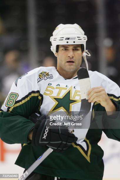 Eric Lindros of the Dallas Stars skates in warm-ups during the NHL game against the Los Angeles Kings at the Staples Center on October 12, 2006 in...