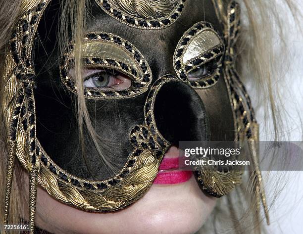 Guest arrives at the Moet & Chandon Fashion Tribute to photographer Nick Knight on October 24, 2006 in London, England.