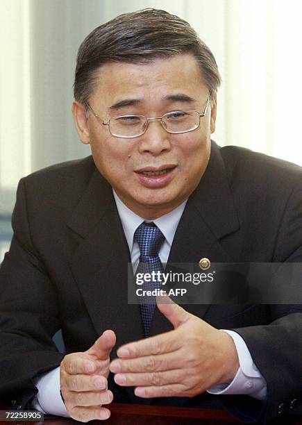 Unification Minister Lee Jong-Seok speaks during the press conference at Seoul, 25 Ocotober 2006. South Korea's top minister handling relations with...