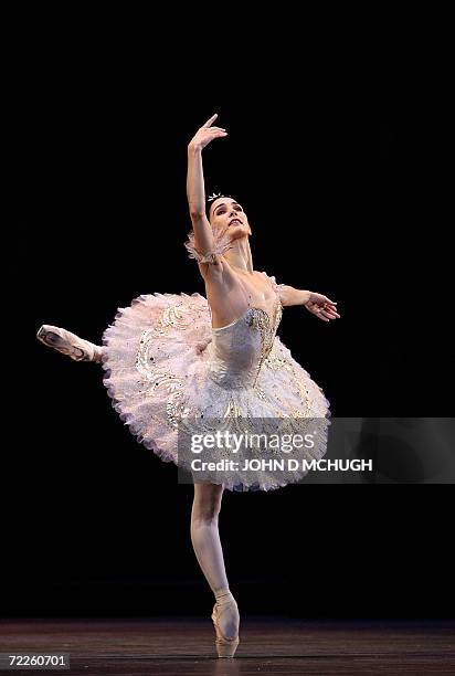 London, UNITED KINGDOM: Spanish ballerina Tamara Rojo, of the Royal Ballet, plays Princess Aurora during a dress rehearsal of The Sleeping Beauty at...