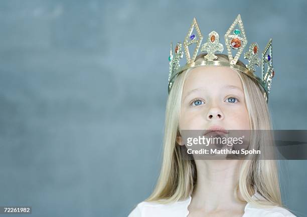 girl wearing crown - kid princess stock pictures, royalty-free photos & images