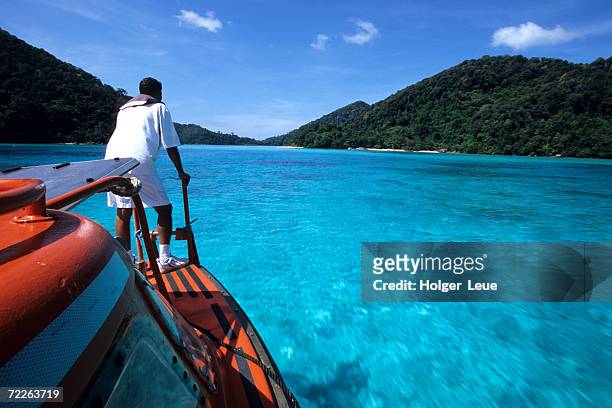approaching ko butang, star flyer tender, ko butang island, thailand - star flyer stock pictures, royalty-free photos & images