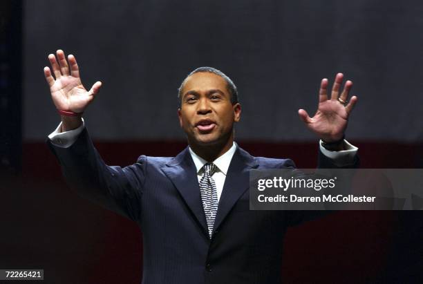 Democratic Massachusetts gubernatorial candidate Deval Patrick addresses the crowd during a rally on October 25, 2006 in Worcester, Massachusetts....