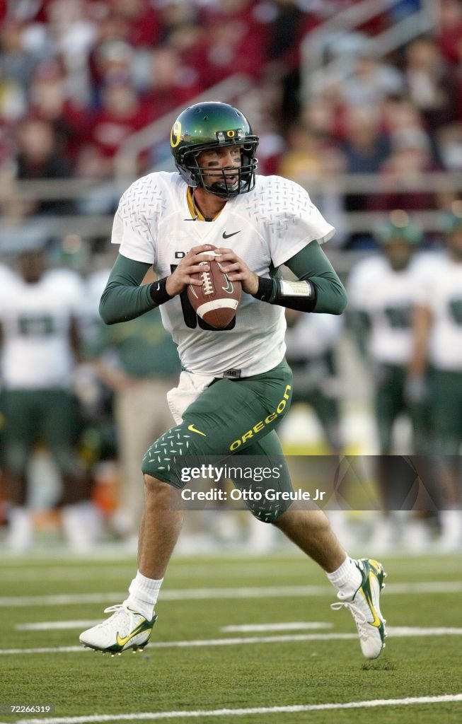 Oregon Ducks v Washington State Cougars