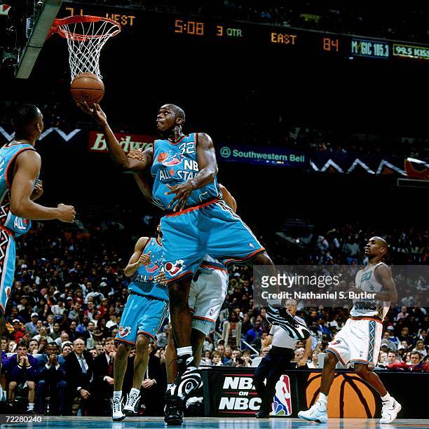 Shaquille O'Neal of the Eastern Conference All-Stars attempts a layup  News Photo - Getty Images