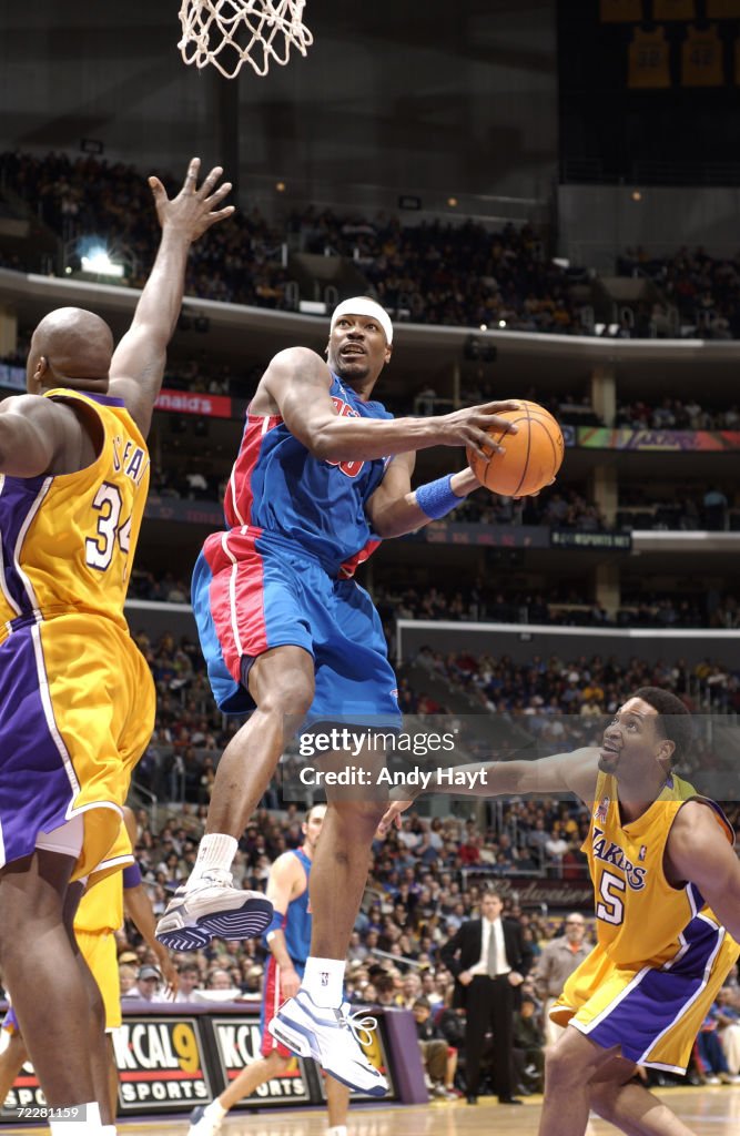 Pistons v Lakers X Robinson