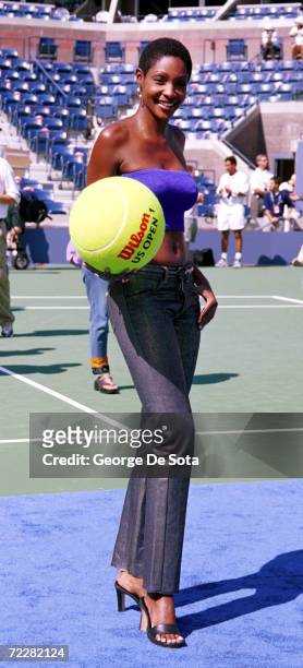 Model and actress Roshumba Williams attends the Arthur Ashe Kid's Day Family and Music Festival August 26, 2000 at the USTA National Tennis Center in...