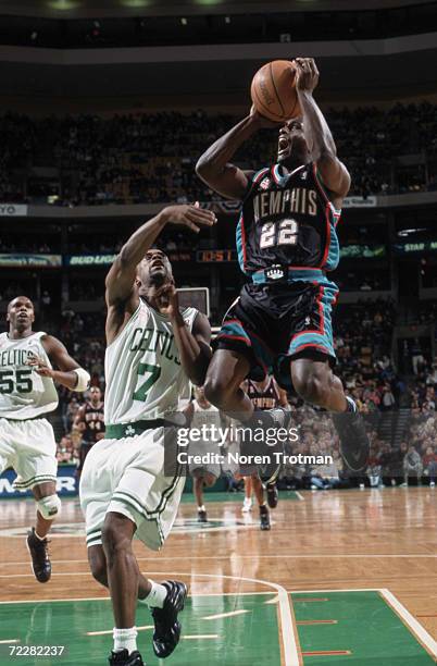 Point guard Brevin Knight of the Memphis Grizzlies shoots over point guard Kenny Anderson of the Boston Celtics during the NBA game at the...