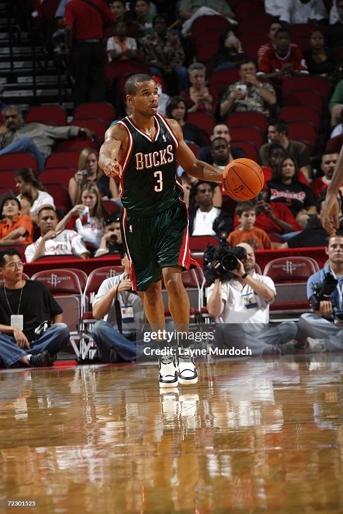 Lawrence Greer Rockets Lynn Greer of the Milwaukee Bucks moves the ball up court during the ...