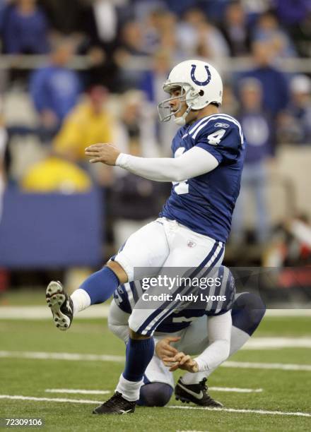 Adam Vinatieri of the Indianapolis Colts kicks a field goal during the NFL game against the Washington Redskins on October 22, 2006 at the RCA Dome...