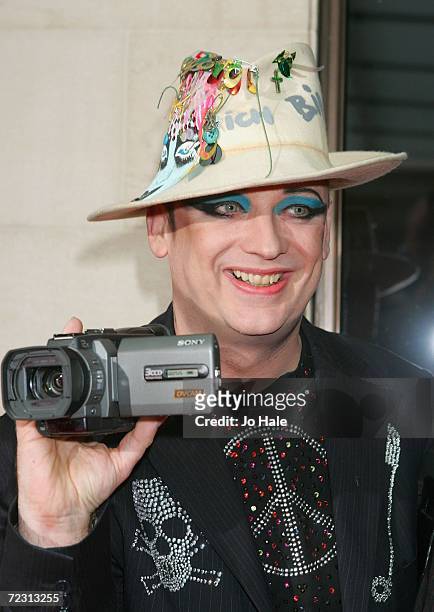 Boy George arrives at the Q Awards 2006 held at the Grosvenor House Hotel on October 30, 2006 in London, England.