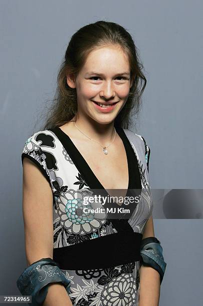 Poppy Ruggles 134 Poppy Rogers Stock Photos, High-Res Pictures, and Images - Getty Images