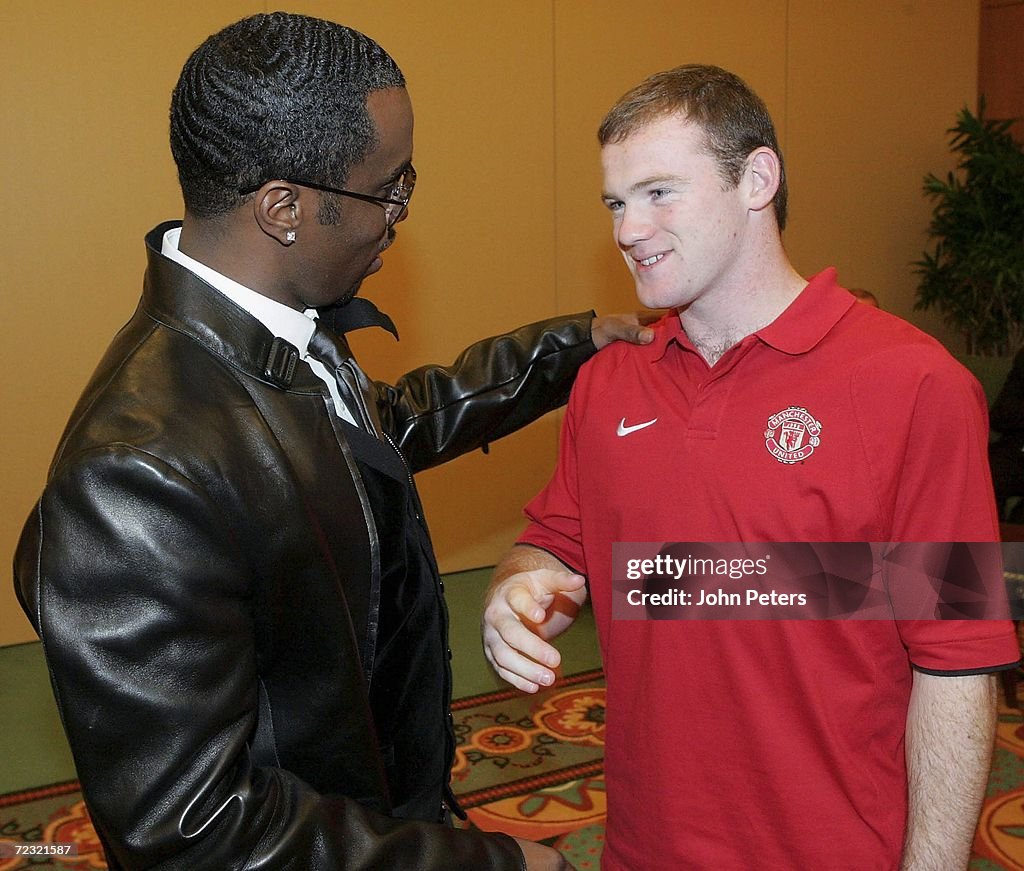 Manchester United Press Conference and Training Session