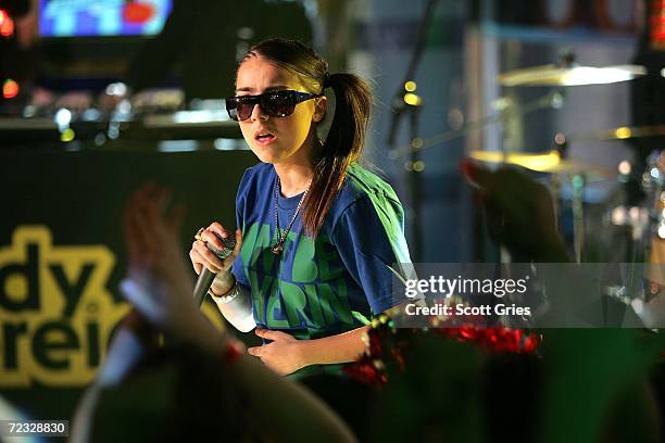 Lady Sovereign Rapper 72 72291821 Stock Photos, High-Res Pictures, and Images - Getty Images