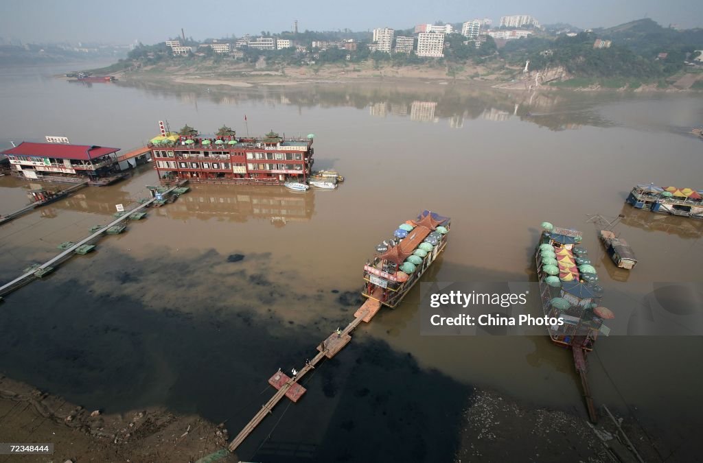 China's Rivers Face Serious Pollution Threats