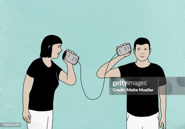 stockillustraties, clipart, cartoons en iconen met illustration of couple communicating through tin-can phones against colored background - driekwartlengte