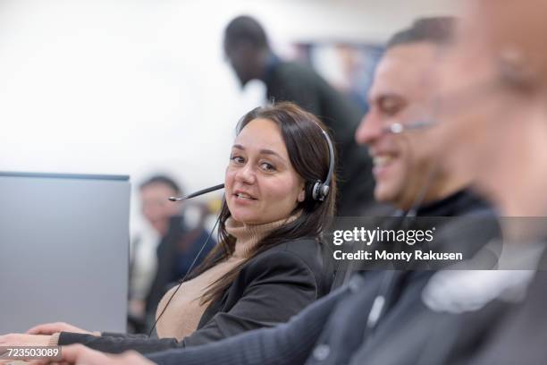 Call Center Line Operator Call Center Line Photos and Premium High Res Pictures - Getty Images