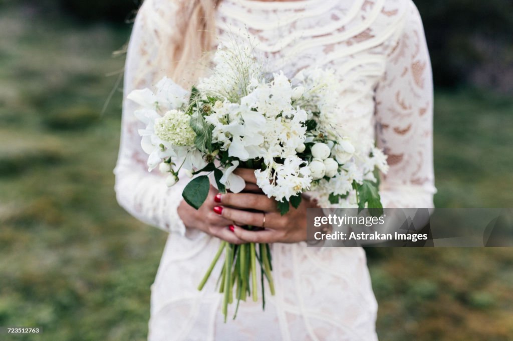 Bride holding bouquet