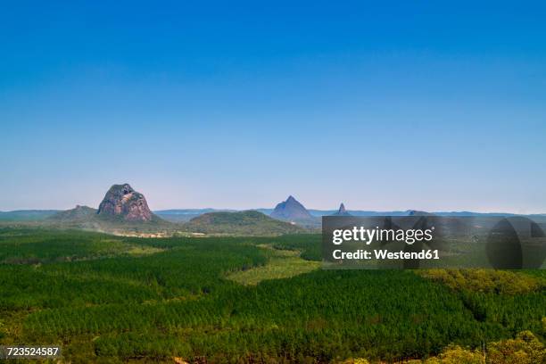 australia, queensland, glass house mountains - glass house mountains - fotografias e filmes do acervo