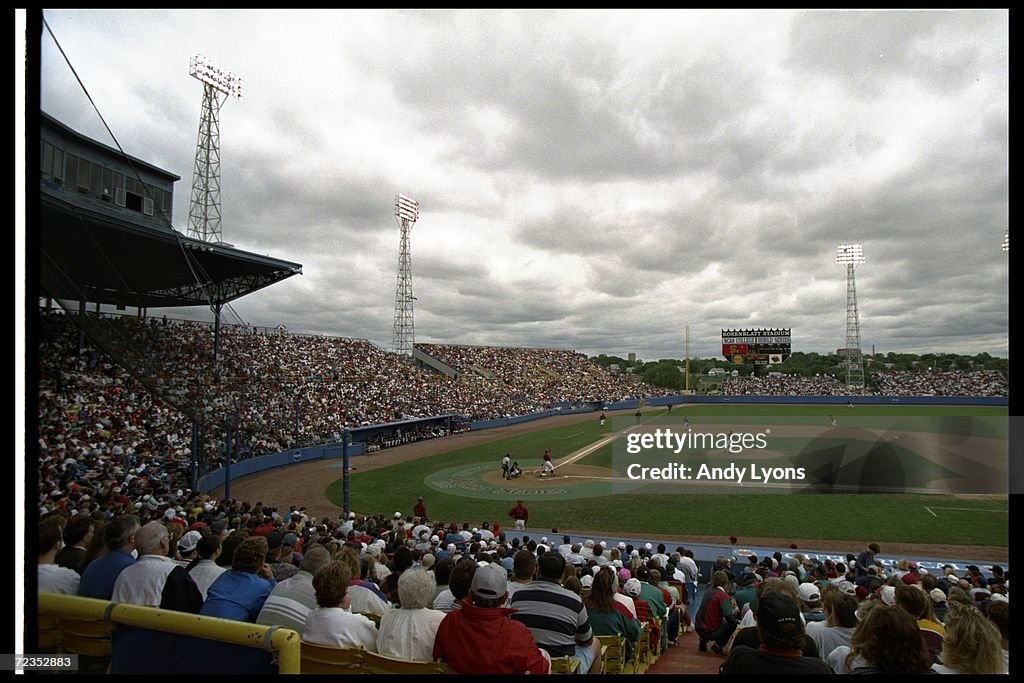 Cal State Fullerton V USC