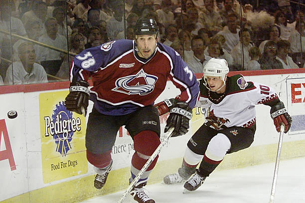 left-winger-dave-andreychuk-of-the-colorado-avalanche-and-center-trevor-letowski-of-the-phoenix.jpg