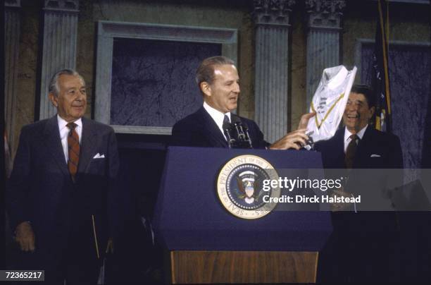 Donald Reegan 31 Reagan Regan Baker Stock Photos, High-Res Pictures, and Images ...
