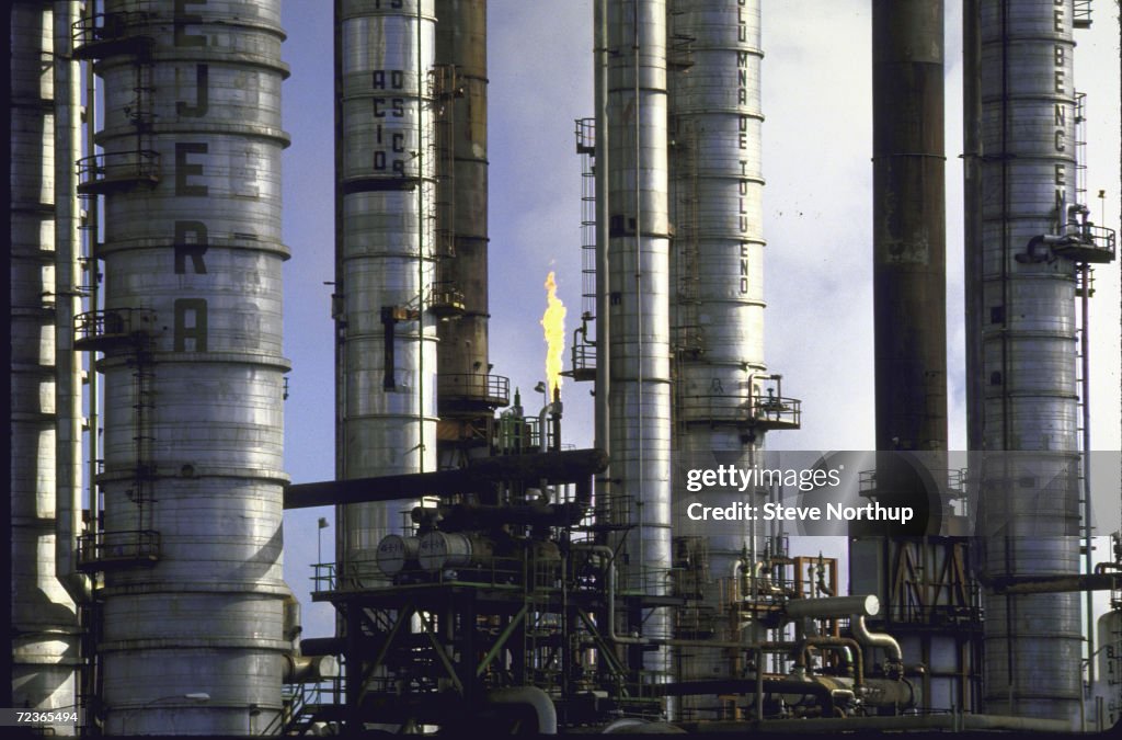 Pemex oil refinery