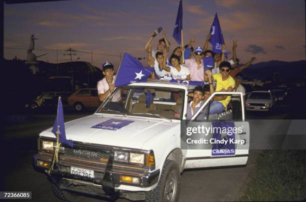 Supporters for Honduran President candidate Rafael Leonardo Callejas.