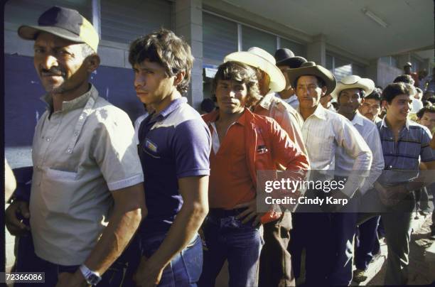 Voters on line during President elections.