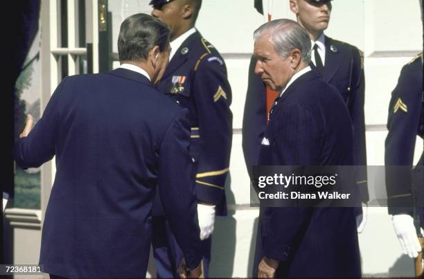 Donald Reegan President Regan Photos and Premium High Res Pictures - Getty Images