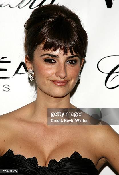 Actress Penelope Cruz attends the after party for the Gala presentation of "Volver" during AFI FEST presented by Audi at Social Hollywood on November...