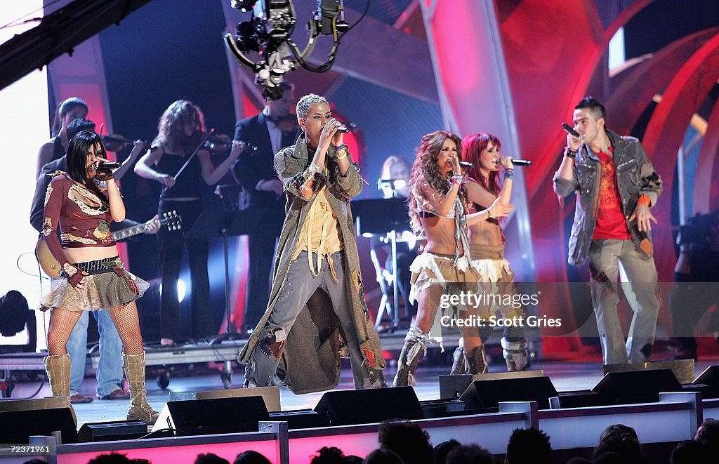 7th Annual Latin GRAMMY Awards - Show
