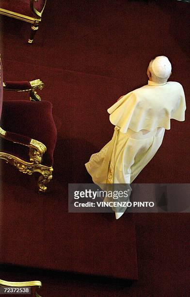 Pope Benedict XVI arrives for a visit at the Pontifical Gregorian University in Rome 03 November 2006. The Vatican and Ankara both sought 02 November...