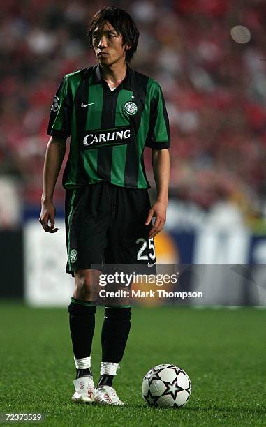 Shunsuke Nakamura of Celtic in action during the UEFA Champions League group A match between Benfica and Celtic at the Estadio da Luz on November 1,...