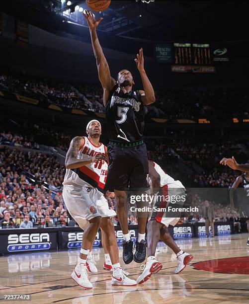 176 William Avery Basketball Stock Photos, HighRes Pictures, and