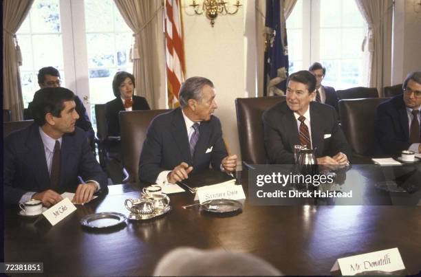 Donald Reegan 1,577 President Regan Photos & High Res Pictures - Getty Images