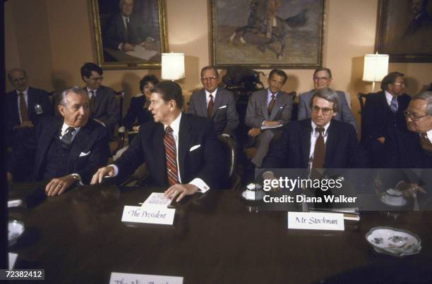 Donald Reegan President Regan Photos and Premium High Res Pictures - Getty Images