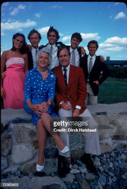 Barbara and George Bush with their children Dorothy, Neil, Marvin, Jeb & George.