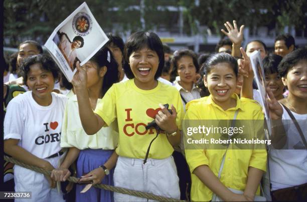 Members of the Filipino community turn out to see visiting Philippine President Corazon Aquino.