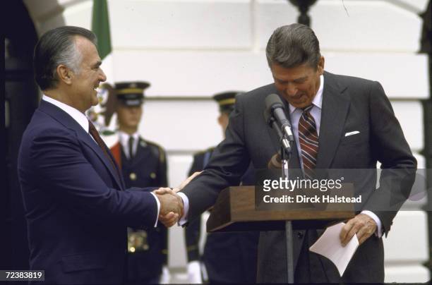 Mexican President Miguel de la Madrid with President Ronald Reagan at the White House.