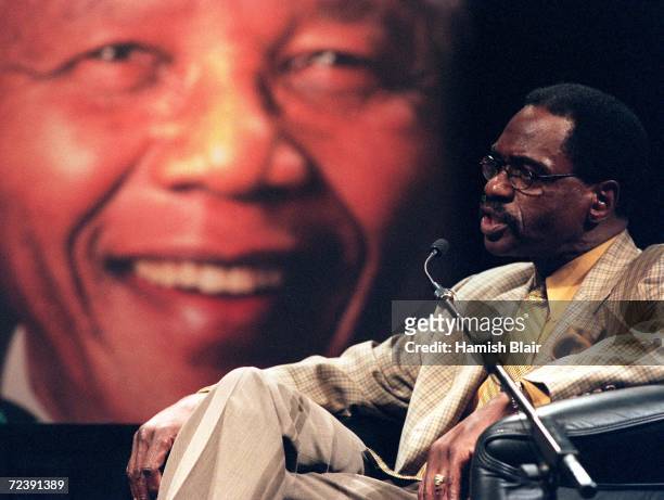 Former boxer Rubin "Hurricane" Carter speaks at the Nelson Mandela Tribute Luncheon for World Reconciliation Day September 8, 2000 at the Melbourne...
