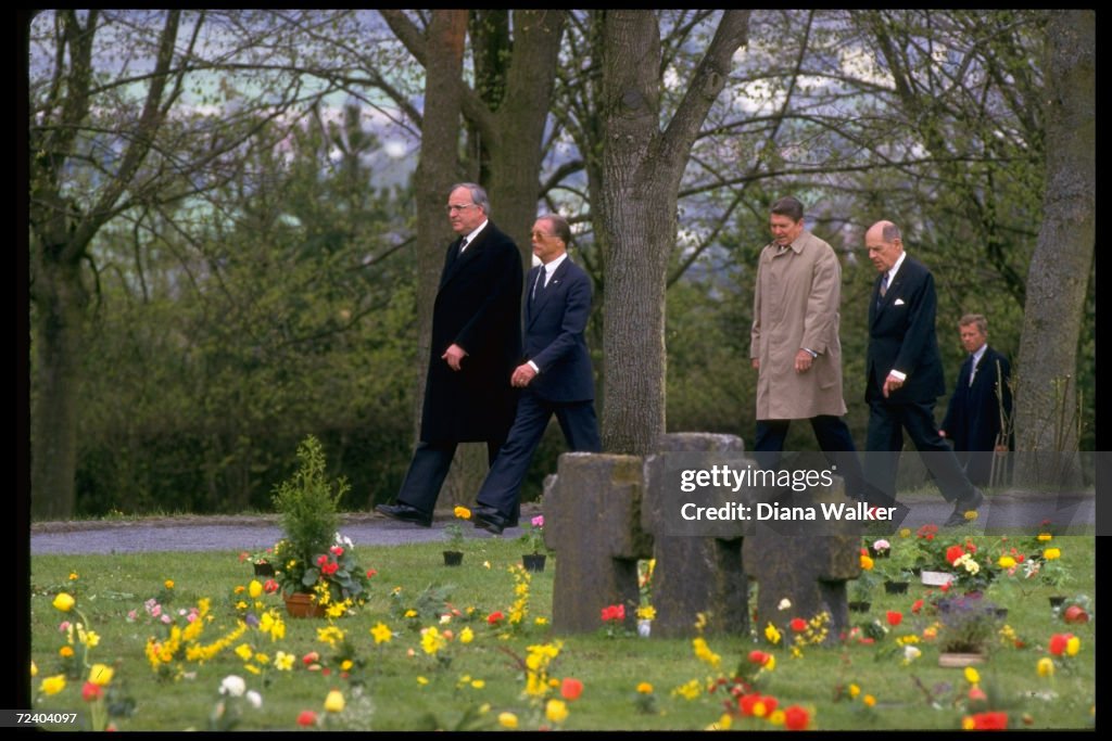 Pres Reagan (3l) Chancellor Kohl (L) & Generals Ridgeway &