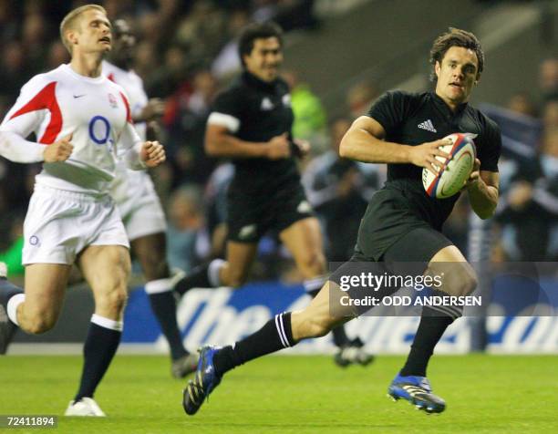 Carter Rugby 7,509 New Zealand Rugby Player Dan Carter Stock Photos, High-Res ...