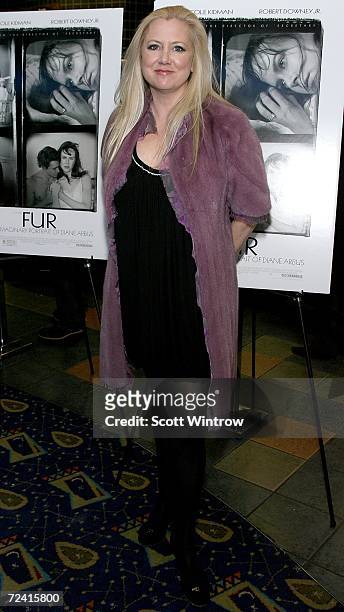 Producer Laura Bickford arrives for the movie premiere of Fur: An Imaginary Portrait of Diane Arbus at Chelsea West Theater November 5, 2006 in New...