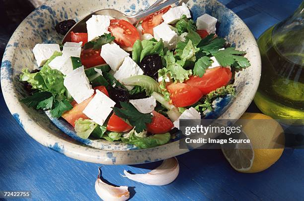 greek salad - mediterranean food stockfoto's en -beelden